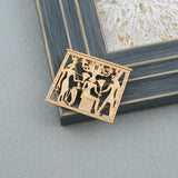 Fashion Jewellery Egypt Fresco Pin Brooch Badge Metal in Gold 4x5 cm